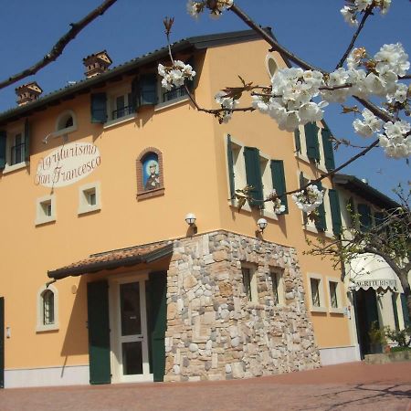 Agriturismo San Francesco Valeggio sul Mincio Exterior foto